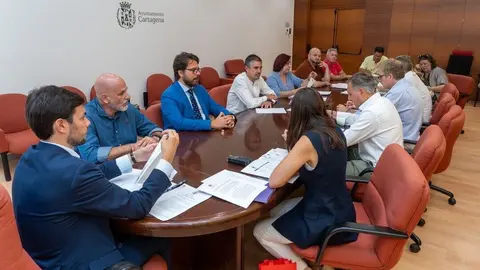 Reuni&oacute;n de la Comisi&oacute;n de Hacienda e Interior del consistorio cartagenero. (Ayuntamiento de Cartagena/Felipe G. Pag&aacute;n)