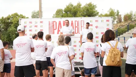 Imagen durante la presentaci&oacute;n de la iniciativa en la pista de atletismo Monte Romero del Campus de Espinardo de la UMU. (UMU)