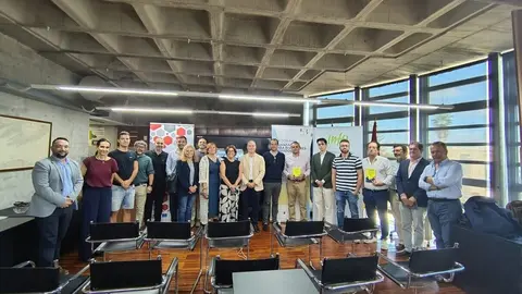 Imagen de familia durante la jornada del programa &Eacute;liteBan Venture Capital. (CEEIC)