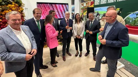 El presidente de la APC, Pedro Pablo Hern&aacute;ndez, visita la feria Fruit Attraction. (Puerto de Cartagena)