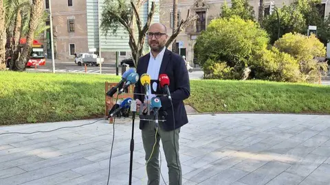 El concejal de Movilidad del consistorio murciano,&nbsp;Jos&eacute; Francisco Mu&ntilde;oz, compadece ante los medios. (Ayuntamiento de Murcia)