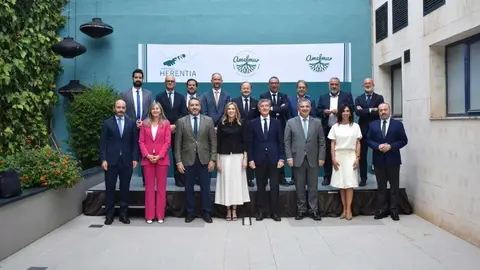 Imagen del jurado de los Premios Herentia 2025. (Portavoz)