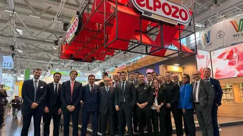 Presencia de El Pozo en la feria. (Grupo Fuertes)