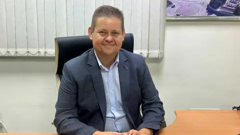 Juan Gil Jara. Alfonso Guillam&oacute;n Palaz&oacute;n. (Escuela de Econom&iacute;a | Colegio de Economistas)