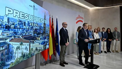 Imagen durante la presentaci&oacute;n de los presupuestos tras su aprobaci&oacute;n en Junta de Gobierno. (Ayuntamiento de Murcia)