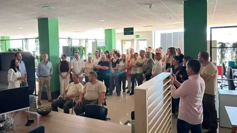 Personal de Grupo Montiel Oficinas en sus instalaciones. (Grupo Montiel Oficinas)