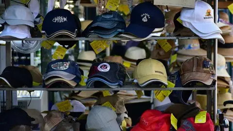 Leja de un comercio. (Splash)