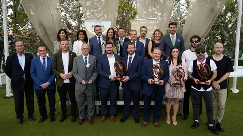 HoyT&uacute; premia en su fiesta anual a Luis Saor&iacute;n, Zamb&uacute; Higiene, La Boca Te L&iacute;a, Viva Suecia y la Fundaci&oacute;n Camino de la Cruz 