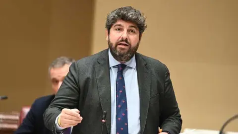 El presidente L&oacute;pez Miras durante la sesi&oacute;n de control al Gobierno regional celebrada en la Asamblea. (CARM)