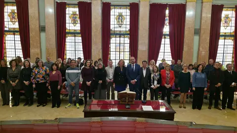 Foto de familia durante la toma de posesi&oacute;n. (Ayuntamiento de Murcia)