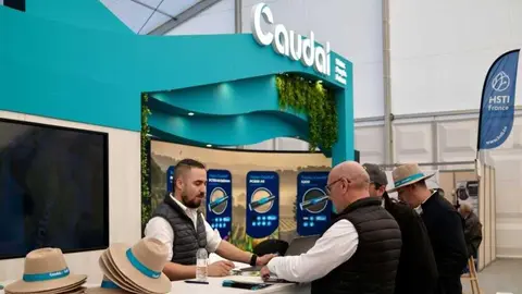 Stand de Caudal en la feria. (Portavoz)