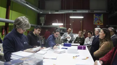 Un momento de la renovaci&oacute;n del apoyo de la Fundaci&oacute;n Estrella de Levante a Feycsa. (CARM)