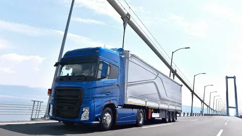 Gesti&oacute;n inteligente de veh&iacute;culos: por qu&eacute; el GPS es clave para tu negocio