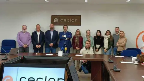 Imagen durante el desayuno informativo de Ceclor con los medios de comunicaci&oacute;n. (Ceclor)