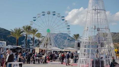 Imagen de la explanada del Puerto. (APC)