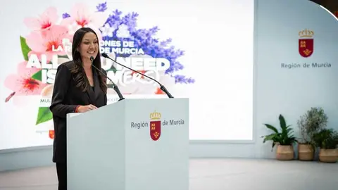 La consejera Carmen Conesa, en una de las presentaciones llevadas a cabo en Fitur 2026. (CARM)