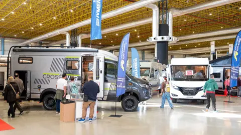 Caravaning Alicante arranca con miles de visitantes y confirma el auge del turismo sobre ruedas