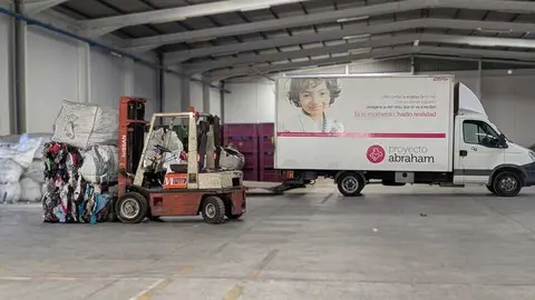 Imagen de la log&iacute;stica empleada para la donaci&oacute;n. (Orvipal)