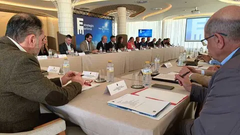Constituci&oacute;n del Consejo Rector de la Estrategia Mar&iacute;tima.&nbsp;(CARM)