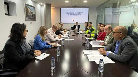 El director general de Movilidad y Transportes, Jos&eacute; Antonio Verd&uacute;, durante la presentaci&oacute;n del Plan Regional de Inspecci&oacute;n de Transportes 2026. (CARM)