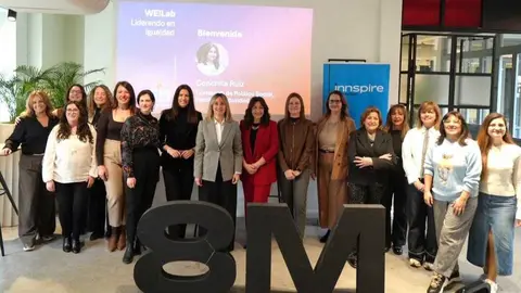 Imagen de familia durante la jornada &lsquo;WE Lab: Woman Equality Lab&rsquo;. (CARM)