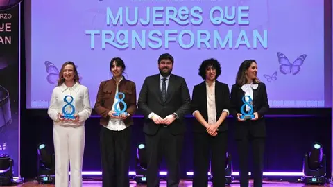 El jefe del Ejecutivo auton&oacute;mico, Fernando L&oacute;pez Miras, presidi&oacute; hoy el acto institucional de entrega de los &lsquo;Premios 8 de marzo&rsquo;, con motivo del D&iacute;a Internacional de la Mujer. (CARM)