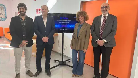Imagen de familia en la jornada AI Talks 2026. (CEEIM)