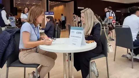 Reuni&oacute;n del Itrem durante el encuentro profesional &lsquo;Sports & Events Europe&rsquo; de Sevilla. (CARM)