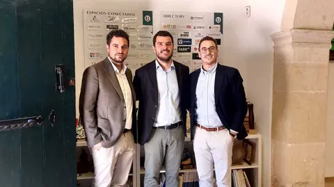 Directivos de Arteca.