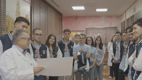 Participantes en el programa &lsquo;Graduate Program&rsquo;, en una de las sesiones de trabajo junto a Tom&aacute;s Fuertes, presidente de Grupo Fuertes. (Grupo Fuertes)