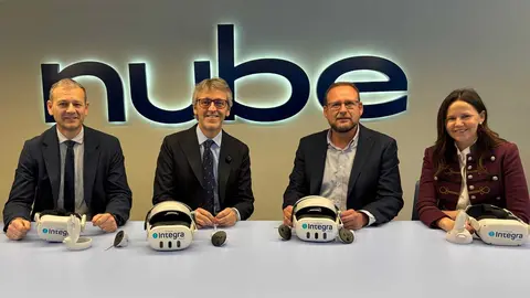 Un momento de la inauguraci&oacute;n del Centro Nube de Murcia. (CARM)