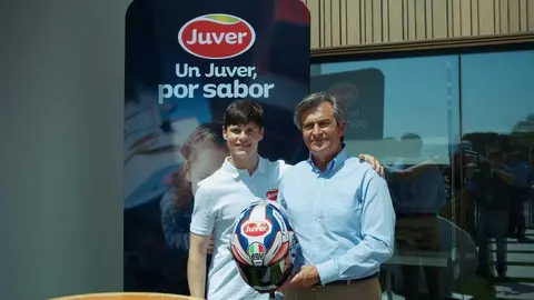 Imagen de Jos&eacute; Hern&aacute;ndez, director general de Juver, junto a Carlos Cano. (Juver)