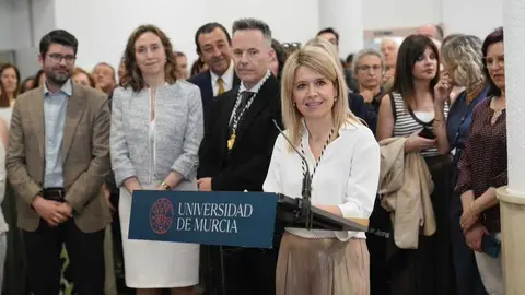 Mar&iacute;a Jos&eacute; L&oacute;pez Andreo durante su discurso. (UMU)
