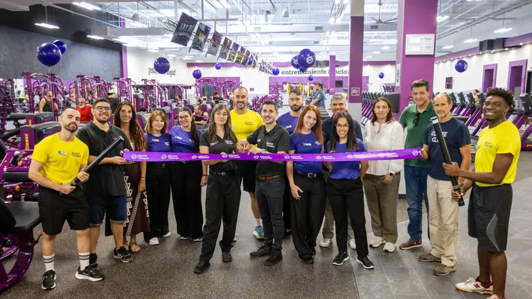 Planet Fitness Infante_Corte de cinta