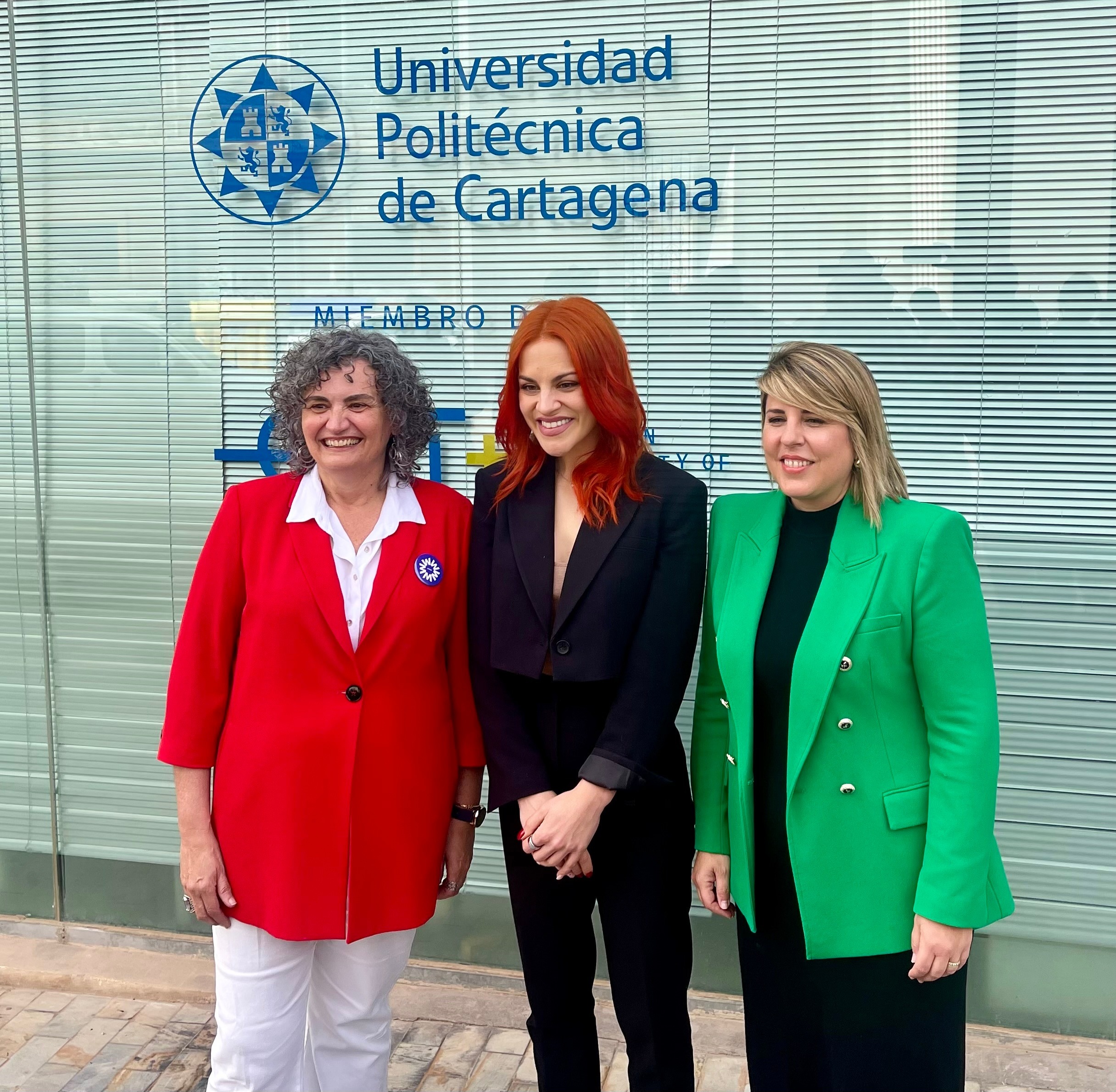 La rectora de la UPCT junto a Sra y la alcaldesa de Cartagena, Noelia Arroyo.