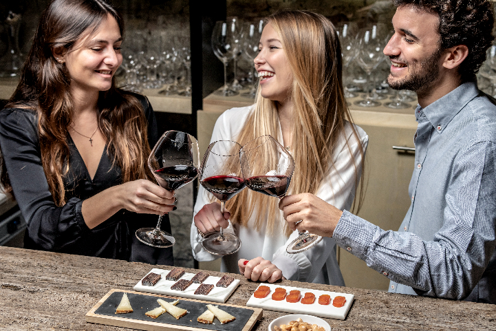 Tapas y vino (CARM-ITREM)