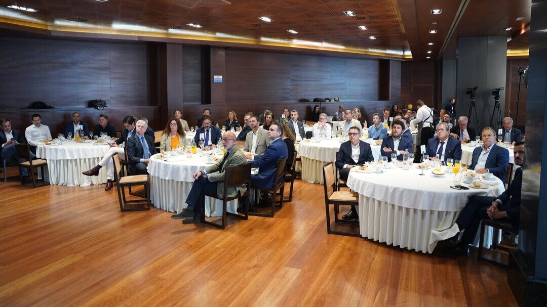 Imagen panorámica de los invitados al decimotercer Desayuno de Murcia Diario. (Raúl Alcántara)