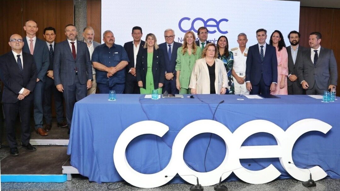 Otra foto de familia de la Asamblea General de COEC. (Ayuntamiento de Cartagena)