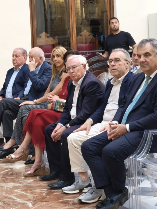 El consejero Juan María Vázquez clausura el evento. (Círculo de Economía)