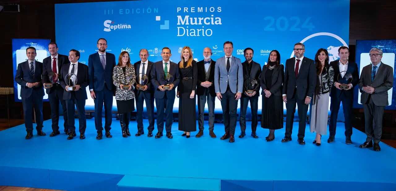 Imagen de familia de la pasada edición de los Premios Murcia Diario.