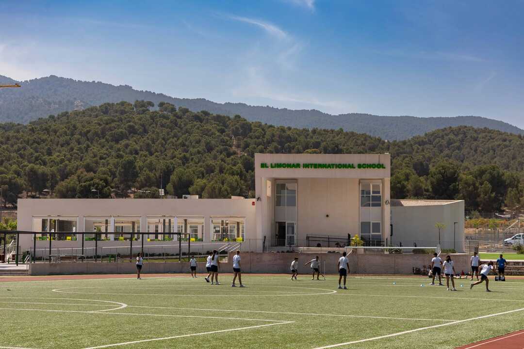 El programa ofrecerá una formación deportiva basada en la metodología del club blaugrana.